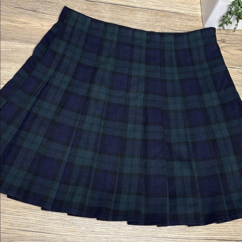 Brandy Melville | plaid skirt